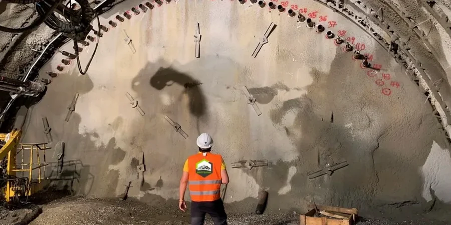 Monitoreo Geotécnico de Excavaciones en La Florida: Control con Inclinómetros y Piezómetros